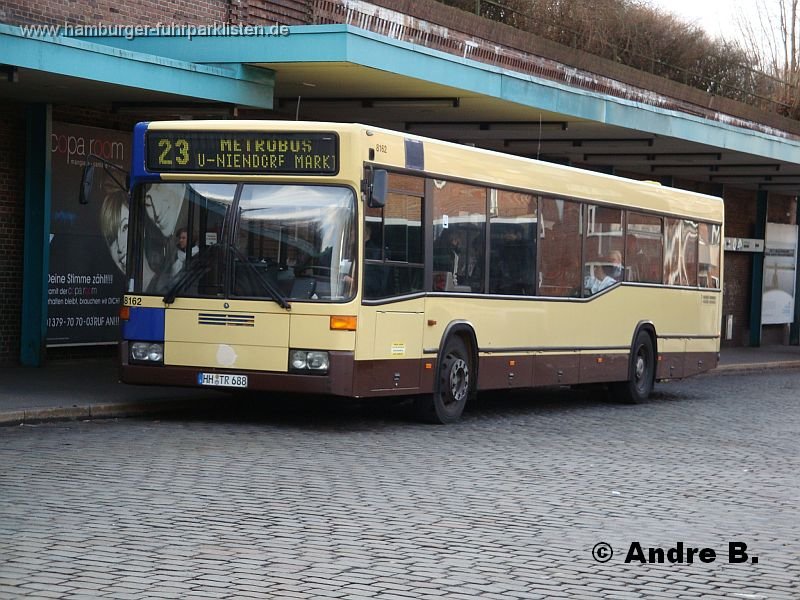 05) 8162 (ex JA 43) -42,JH,AB.jpg